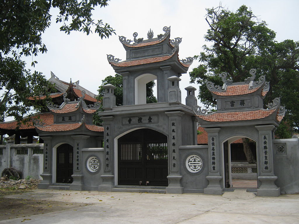 Architecture-of-the-gate-ofNhat-Tru-pagoda
