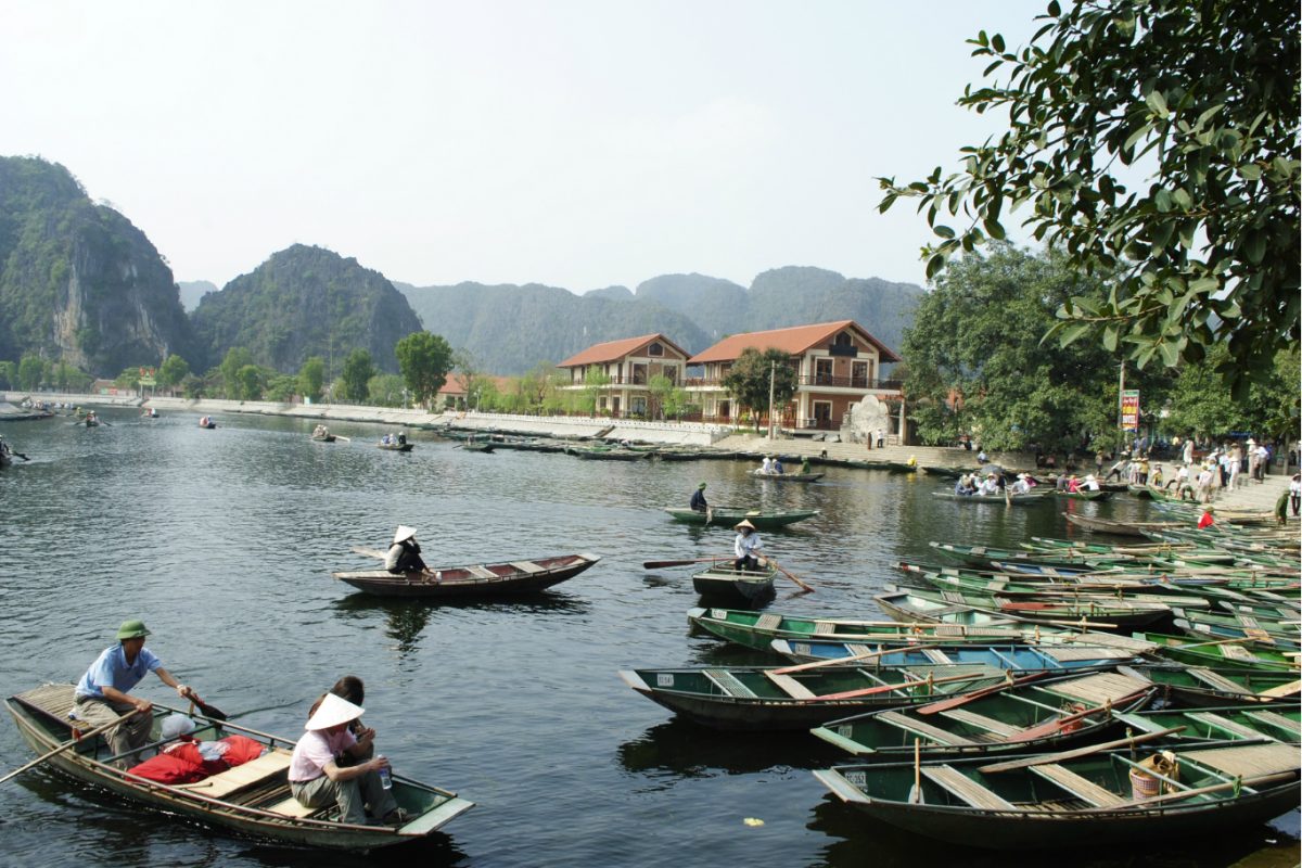 Many-rowing-boats-at-Tam-Coc-wharf-Ninh-Binh