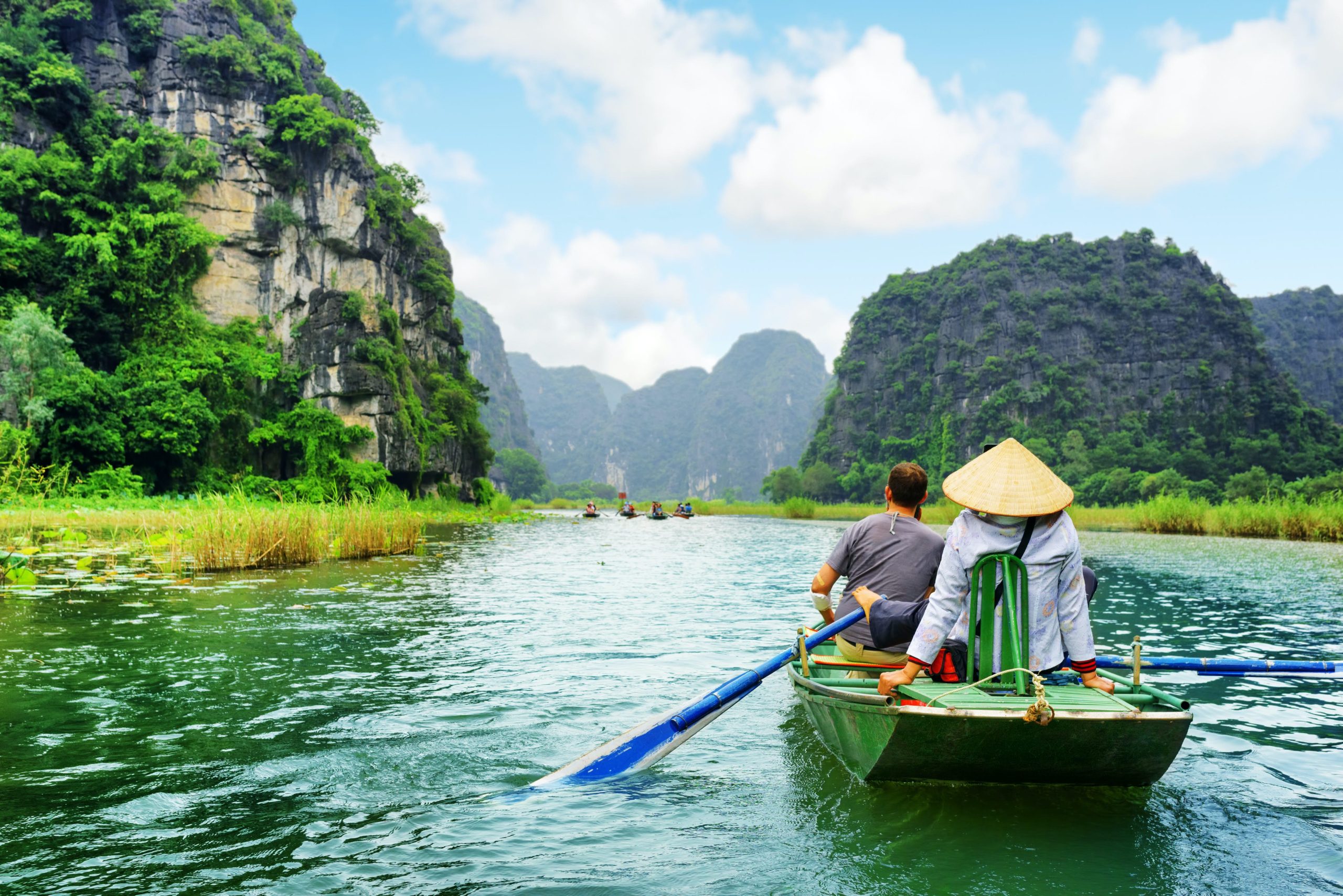 Private Tour Hoa Lu Tam Coc Mua Cave